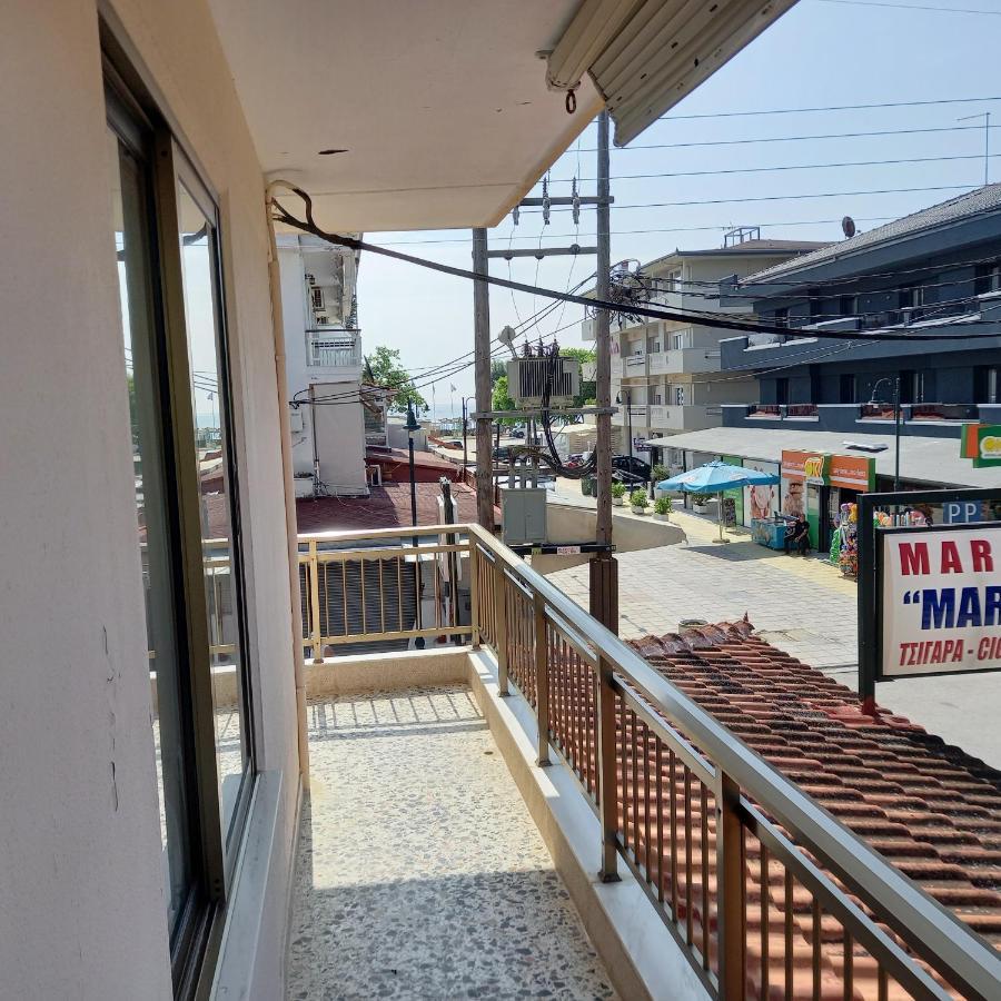Olympiakí Aktí Μαρου Rooms מראה חיצוני תמונה